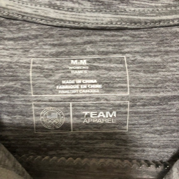 Team Apparel Gray Long Sleeve Tee with Flag Design - Picture 5 of 9